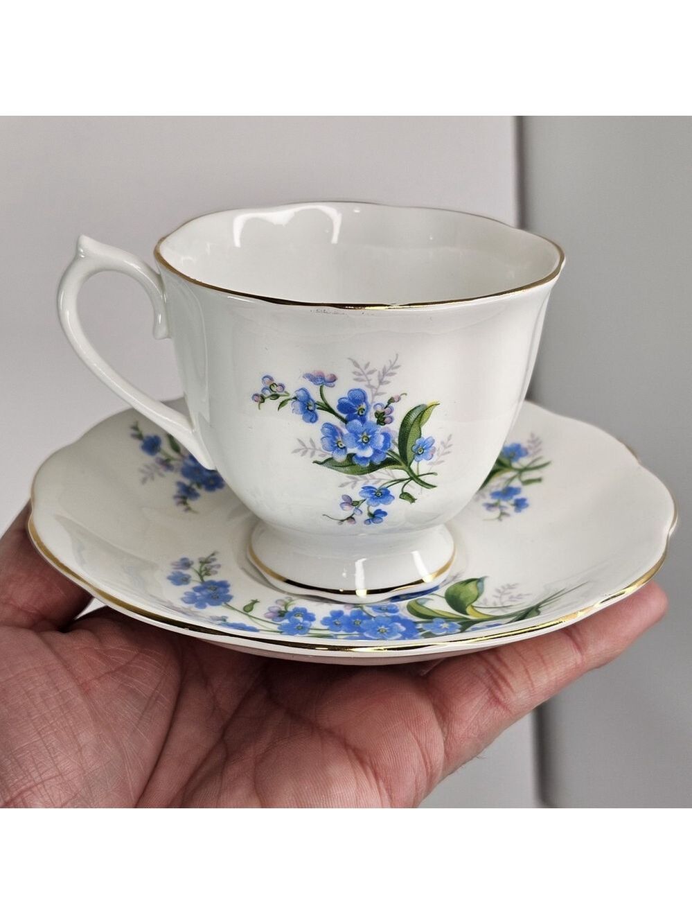 Royal Albert Forget Me Not Bone China Teacup Saucer Set England Blue Floral Gold